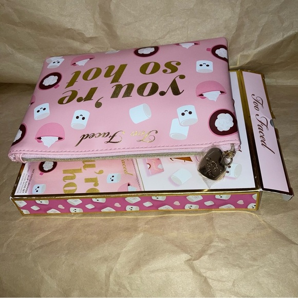 Too faced you’re so hot set - Picture 7 of 10